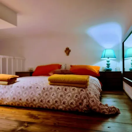 Laura B & B-2